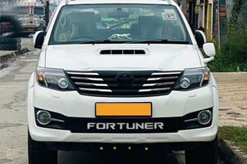 Toyota Fortuner Car